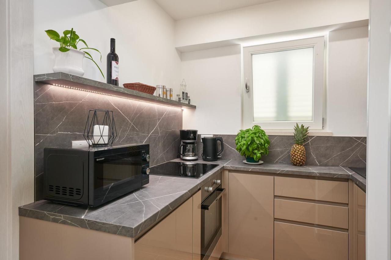 דוברובניק Newly Renovated Apt. Near To Entrance To Old Town מראה חיצוני תמונה