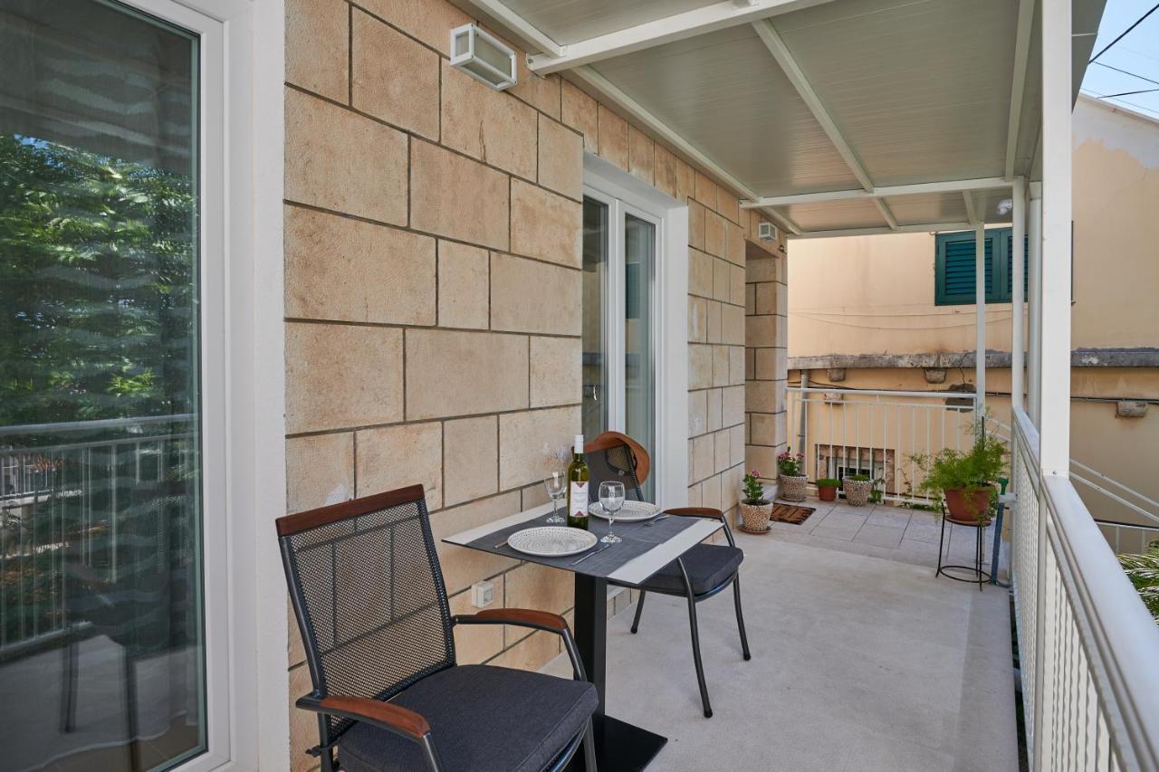 דוברובניק Newly Renovated Apt. Near To Entrance To Old Town מראה חיצוני תמונה