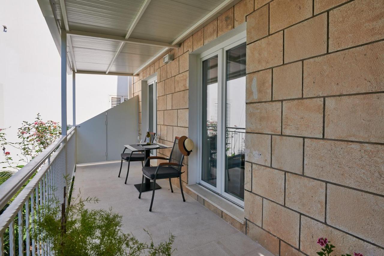 דוברובניק Newly Renovated Apt. Near To Entrance To Old Town מראה חיצוני תמונה